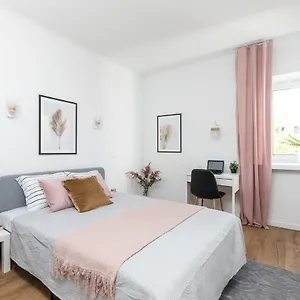 Apartament Superapart Nowolipki 23, Unwind In Urban Chic, Warszawa